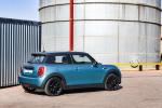 Mini Cooper Caribbean Aqua 2017 года (ZA)